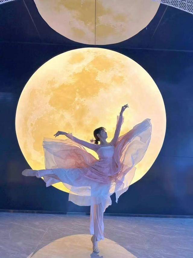 31歲舞蹈老師因罕見病去世，眾多網(wǎng)友悼念