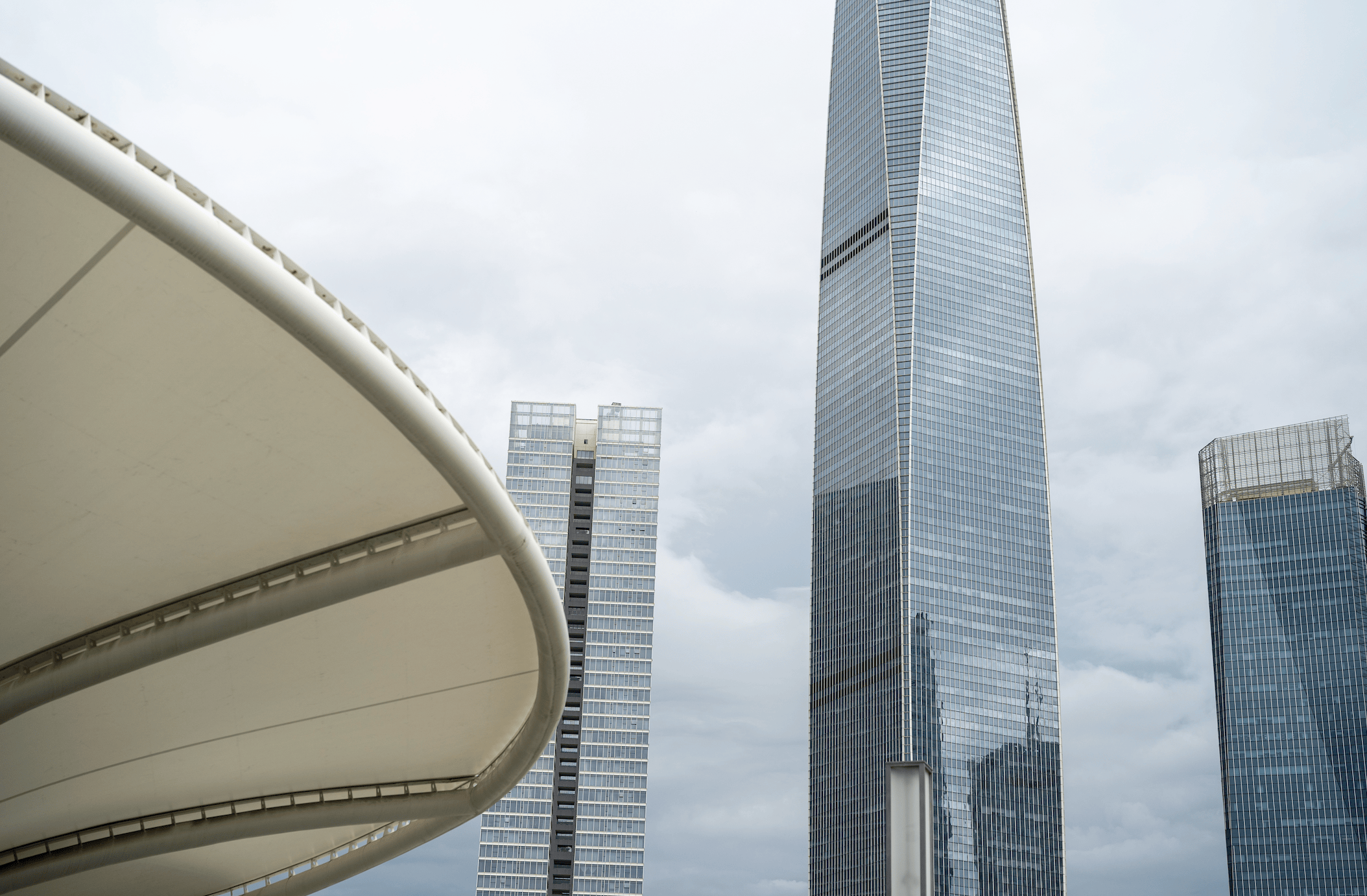 專訪趙燕菁：越要告別 “賣地依賴”，越要穩(wěn)住房產(chǎn)價格