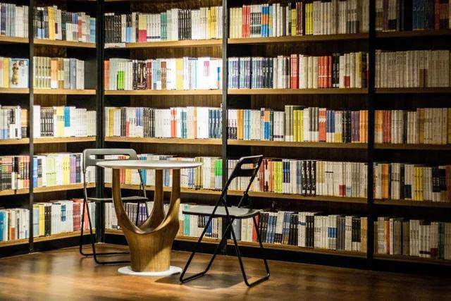 家門(mén)口的“圖書(shū)館”！鄭州新建20處圖書(shū)家庭驛站