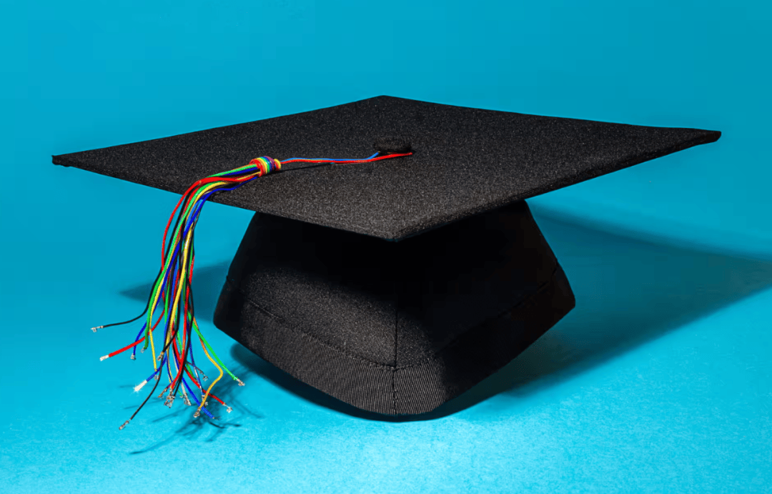 原創(chuàng)留學(xué)降溫“AI化留學(xué)”泛濫海歸人設(shè)崩塌？