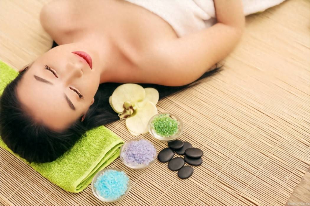 動(dòng)刀打針不靠譜！中醫(yī)智慧興趣島面部美容，慢養(yǎng)健康美