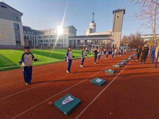 淄博市博山區(qū)中心路小學(xué)：繩王爭(zhēng)霸賽圓滿落幕