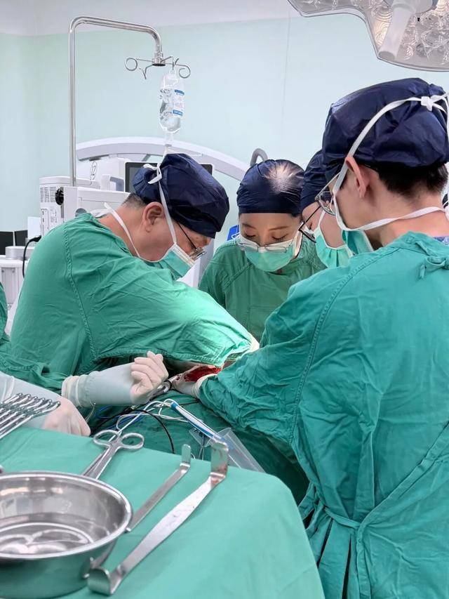 跨越千里的生命托付！一位小學(xué)教師的甲狀腺癌求醫(yī)之路