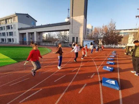 淄博市博山區(qū)中心路小學(xué)：繩王爭(zhēng)霸賽圓滿落幕
