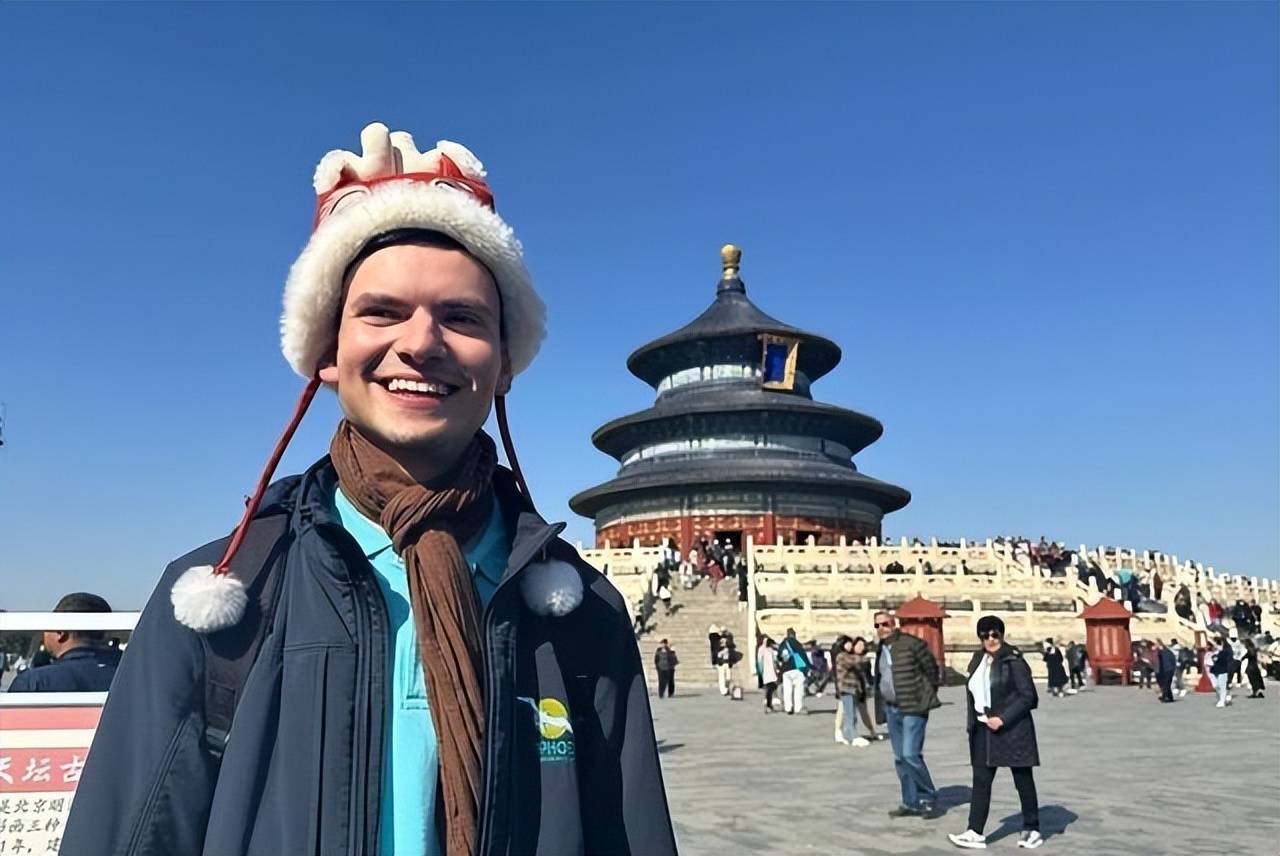 原創(chuàng)美國華裔二代坦言，看到中國發(fā)展這么好，父輩移民已經(jīng)破防了