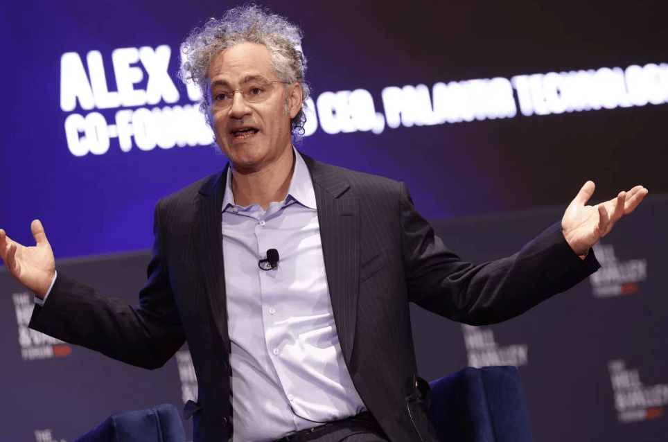 科技巨頭開始“只招高中生”，大學(xué)被濃縮成“4個(gè)月”