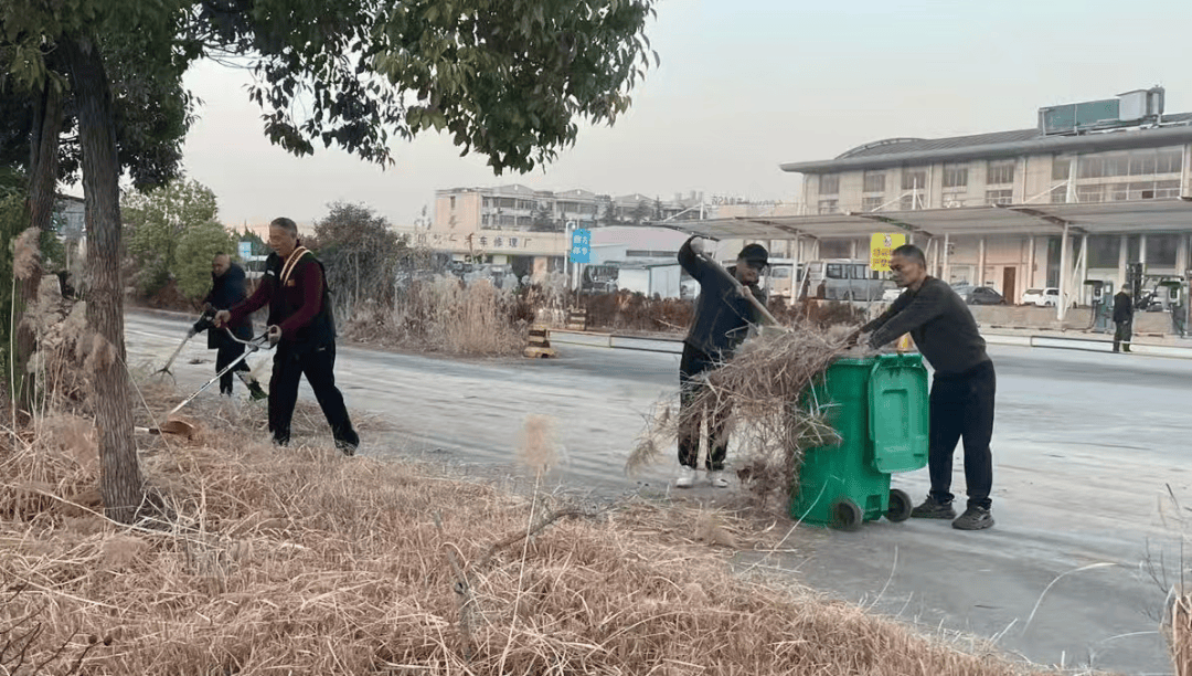 市汽運(yùn)駕校：平安冬訓(xùn)，我們護(hù)航！