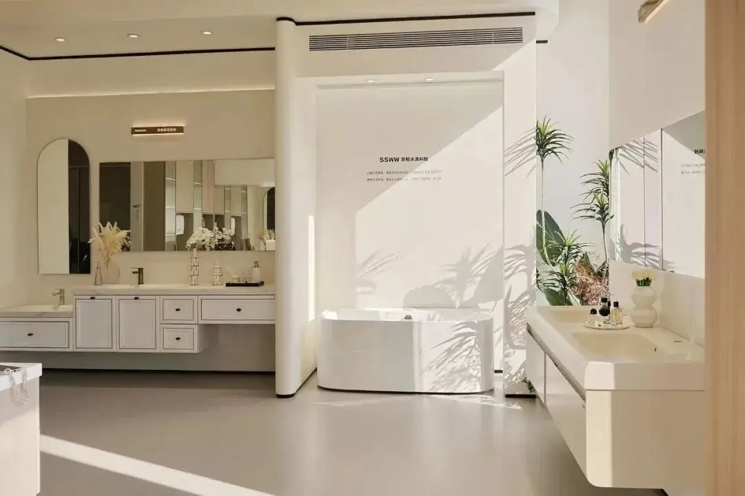 浪鯨衛(wèi)浴董事長(zhǎng)霍成基走訪終端門店 推動(dòng)門店高質(zhì)量發(fā)展