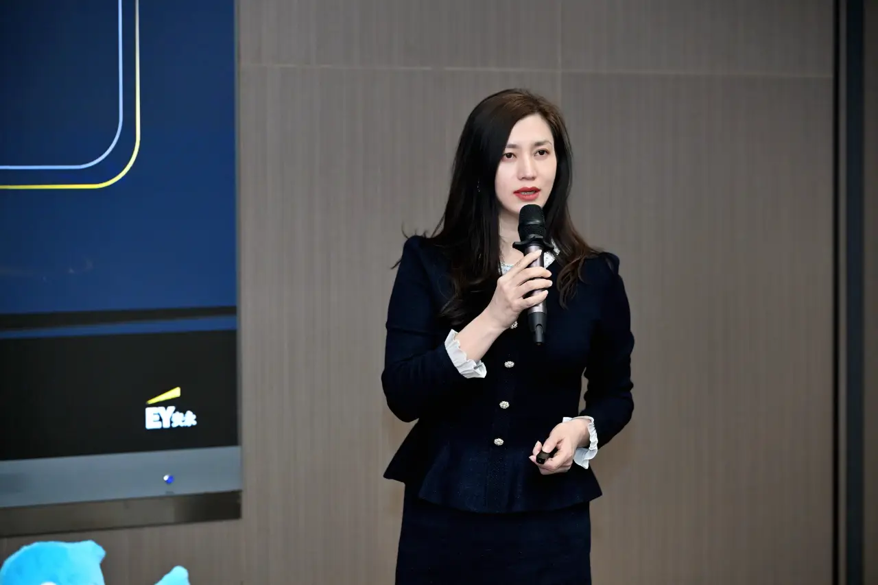 數(shù)智賦能多維發(fā)力 行業(yè)大咖共議會計審計服務(wù)高質(zhì)量發(fā)展