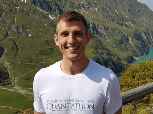 華裔00后戳破頂會泡沫！NeurIPS 53篇論文曝AI造假，LeCun躺槍