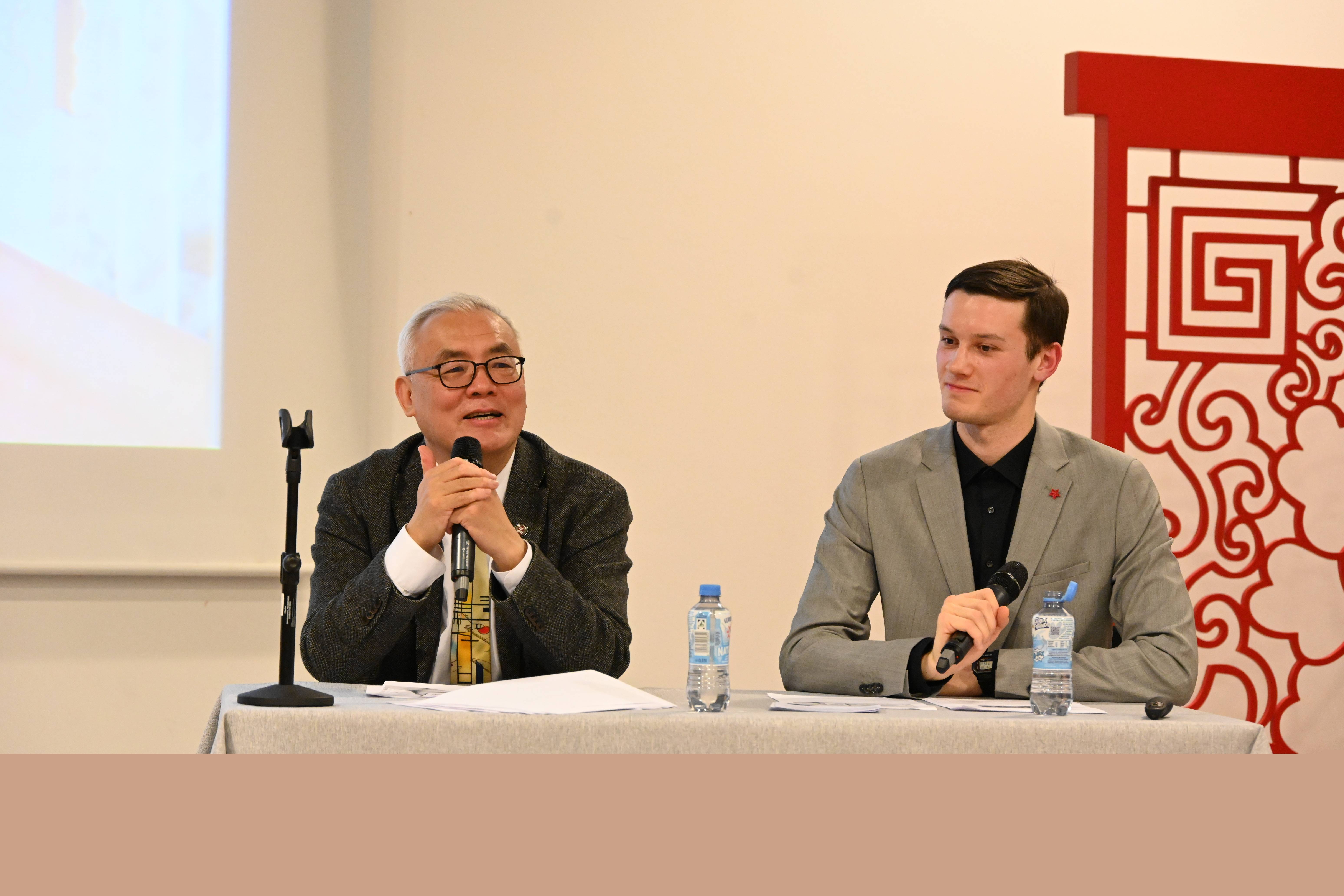 當(dāng)代中國書法亮相柏林 “寫意精神”展現(xiàn)東方藝術(shù)魅力