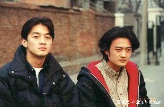 原創(chuàng)陳建斌大學(xué)舊照流出，亮點卻全在李亞鵬，怪不得王菲周迅都淪陷