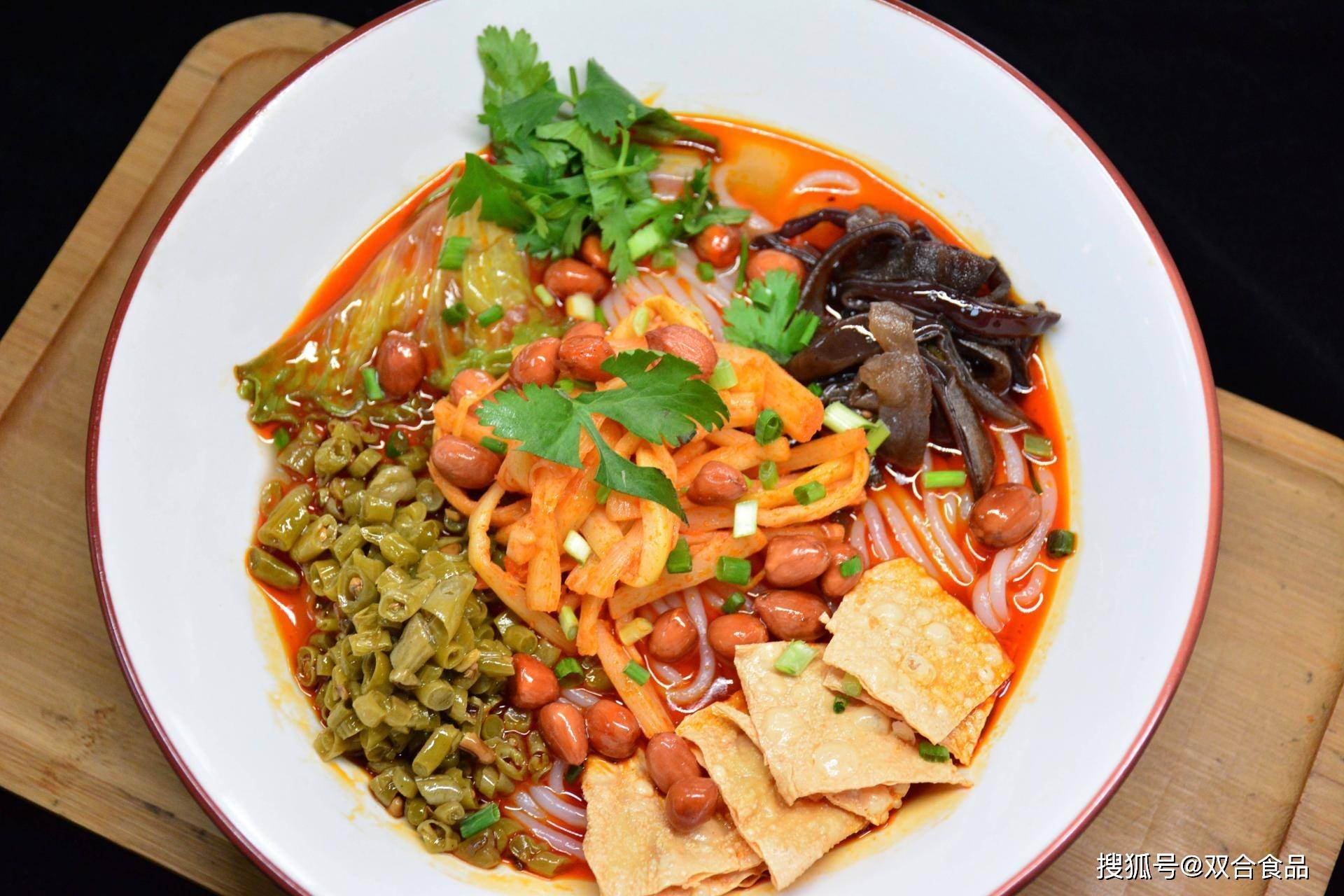 柳州都有什么值得特意前來的特色？堪比貴州的地道美食，平替桂林的秀麗山水