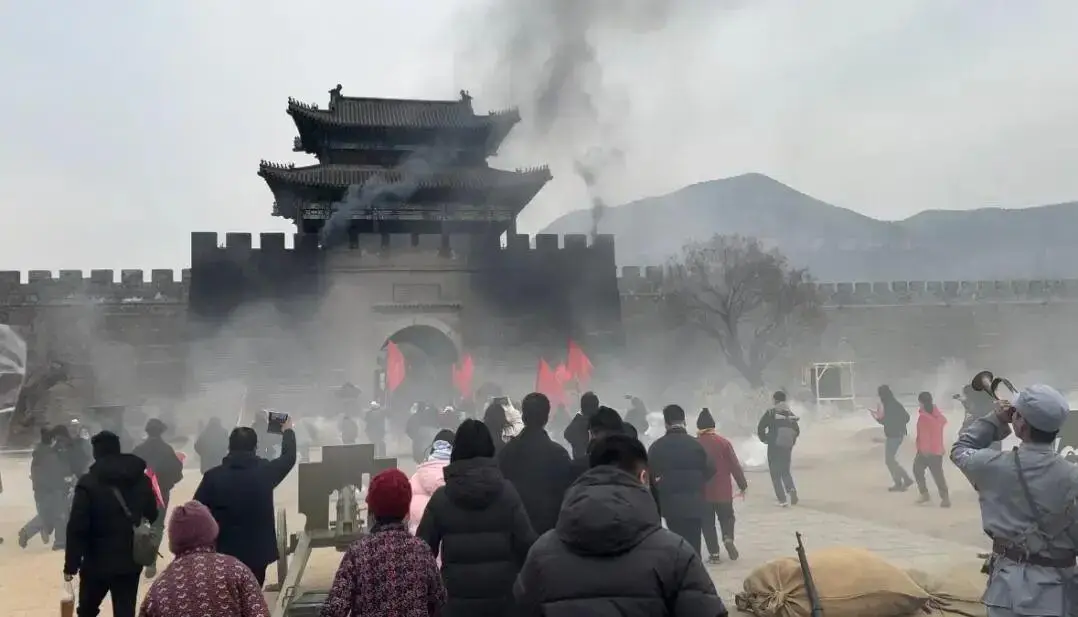 紅嫂家鄉(xiāng)旅游區(qū)：從“旁觀者”到“劇中人”，一場(chǎng)滾燙的紅色心靈奔赴