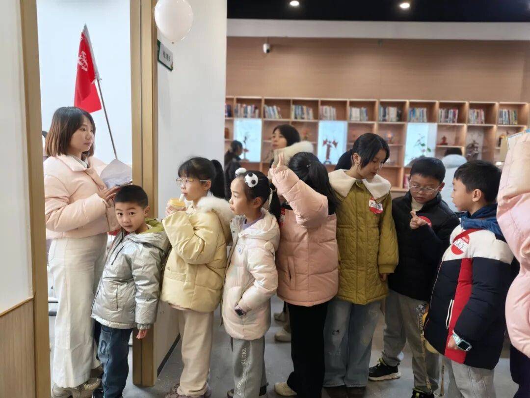 雷鋒圖書館松塔分館試運(yùn)行啦！