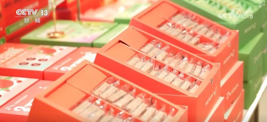 消費市場開啟“年味模式” 傳統(tǒng)美食改良煥新老味道開辟新商機