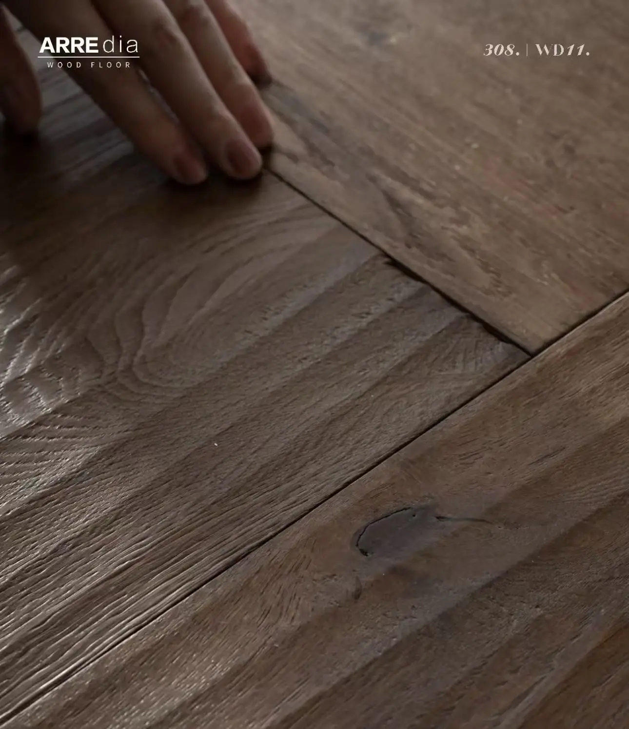 說明口碑好的木地板品牌，剖析油面地板保養(yǎng)和衛(wèi)浴木地板價(jià)格多少