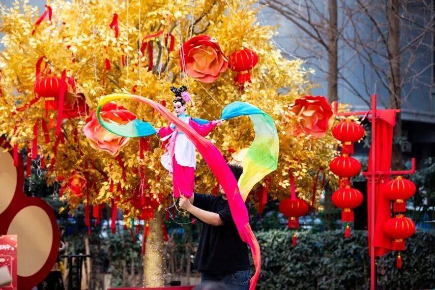 租賃房社區(qū)別樣年貨節(jié)暖心啟幕→