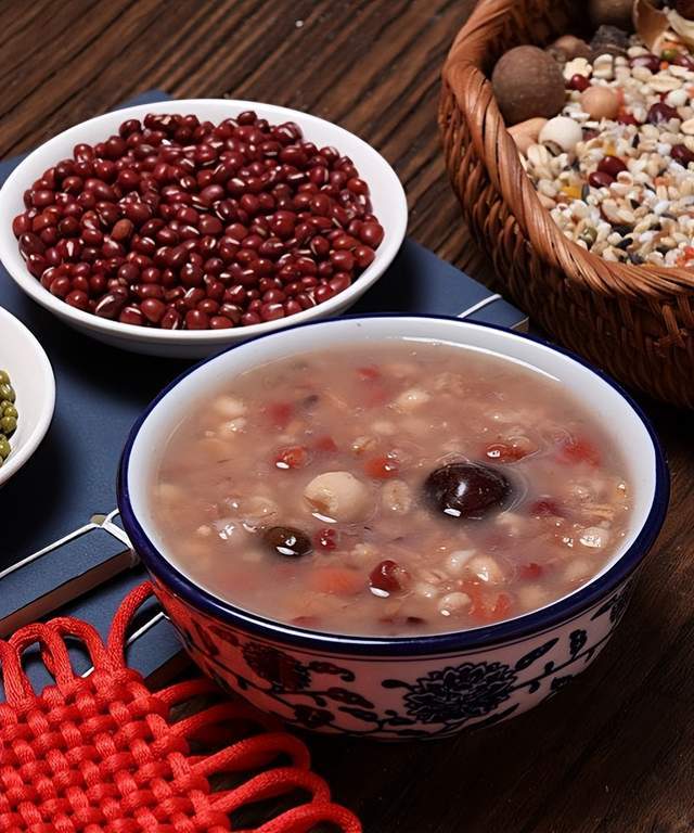 臘八節(jié)不只吃粥，是全國人民的 “美食狂歡”