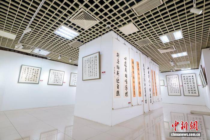 “磨礱砥礪——李承孝書(shū)法作品展”啟幕