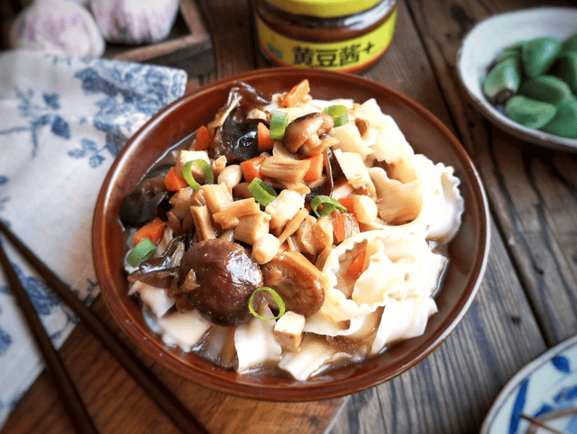 臘八節(jié)不只吃粥，是全國人民的 “美食狂歡”