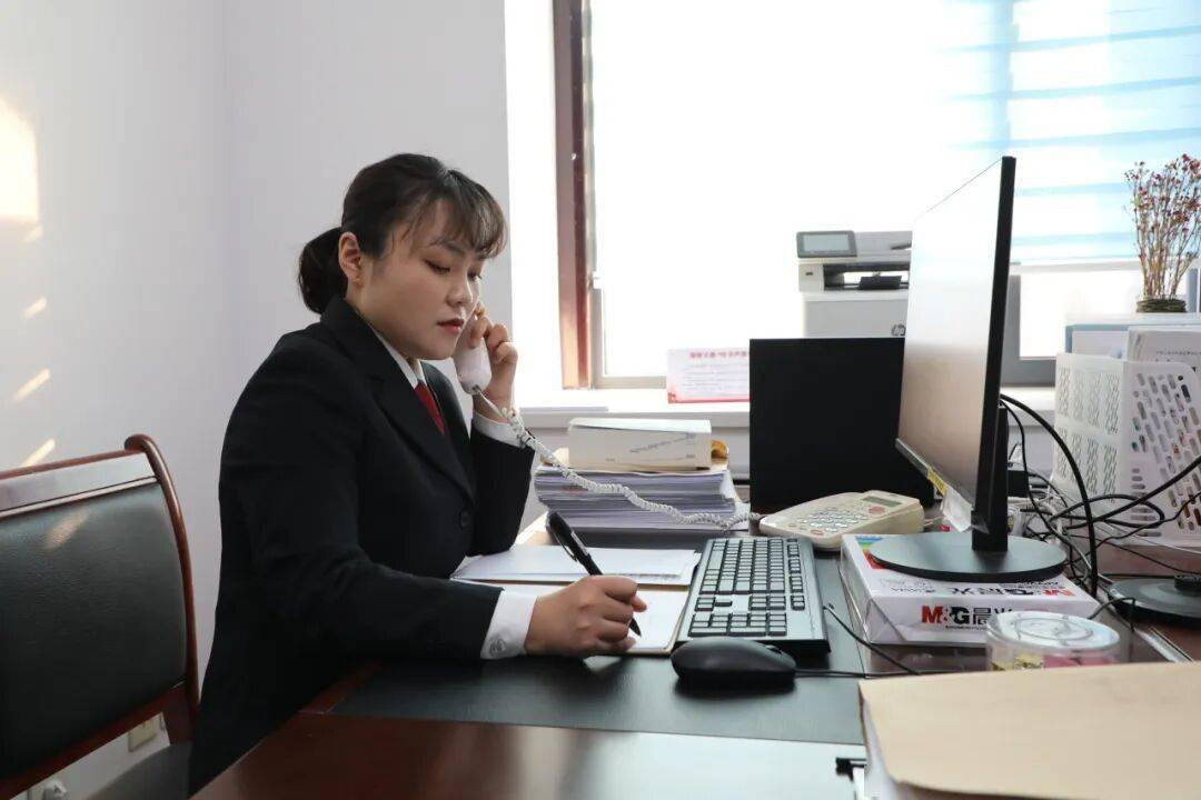 @所有大學(xué)生：看到“先學(xué)后付”，請(qǐng)直接打開這條推送！