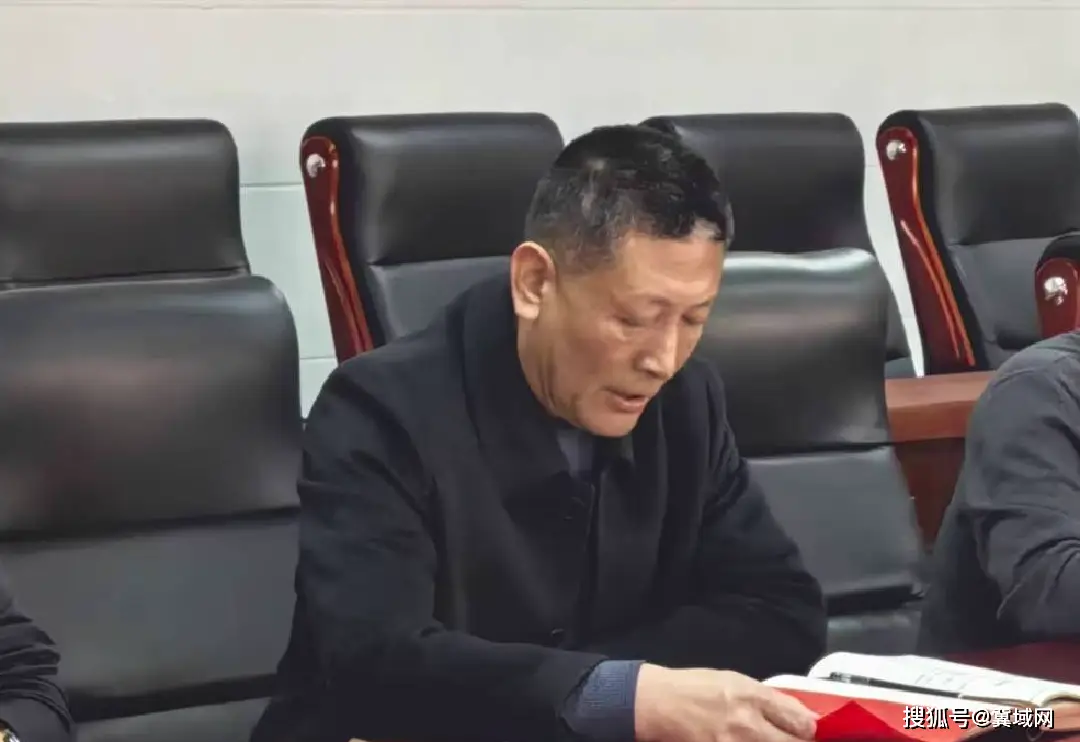 致匠心· 敬師者 ——海興中學(xué)為榮退教師舉行歡送儀式