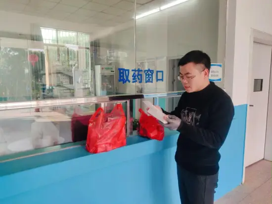 江西信豐：寒冬里的“特需”快遞