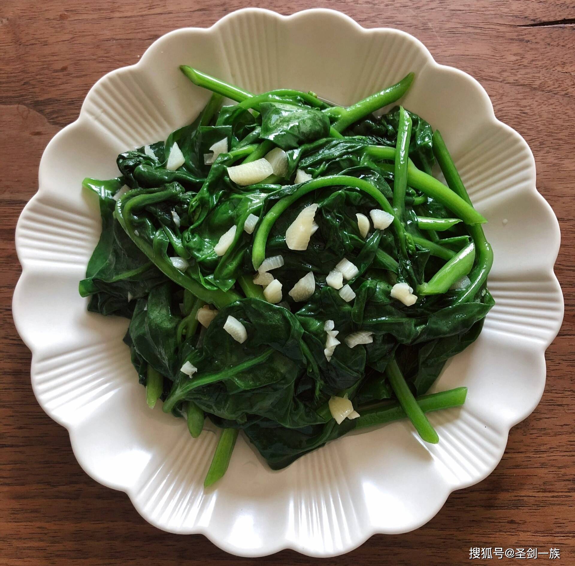 天寒地燥，最宜這樣吃！8道滋養(yǎng)菜譜，補足營養(yǎng)，渾身舒坦不燥熱