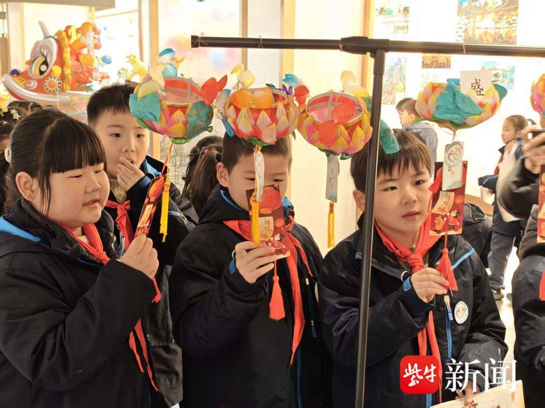 期末無紙化測評“非遺范”！南京武定新村小學與秦淮非遺館簽約共建