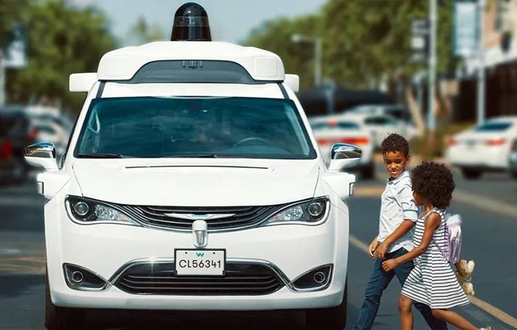 撞倒小學生，Waymo自動駕駛遭美國調查