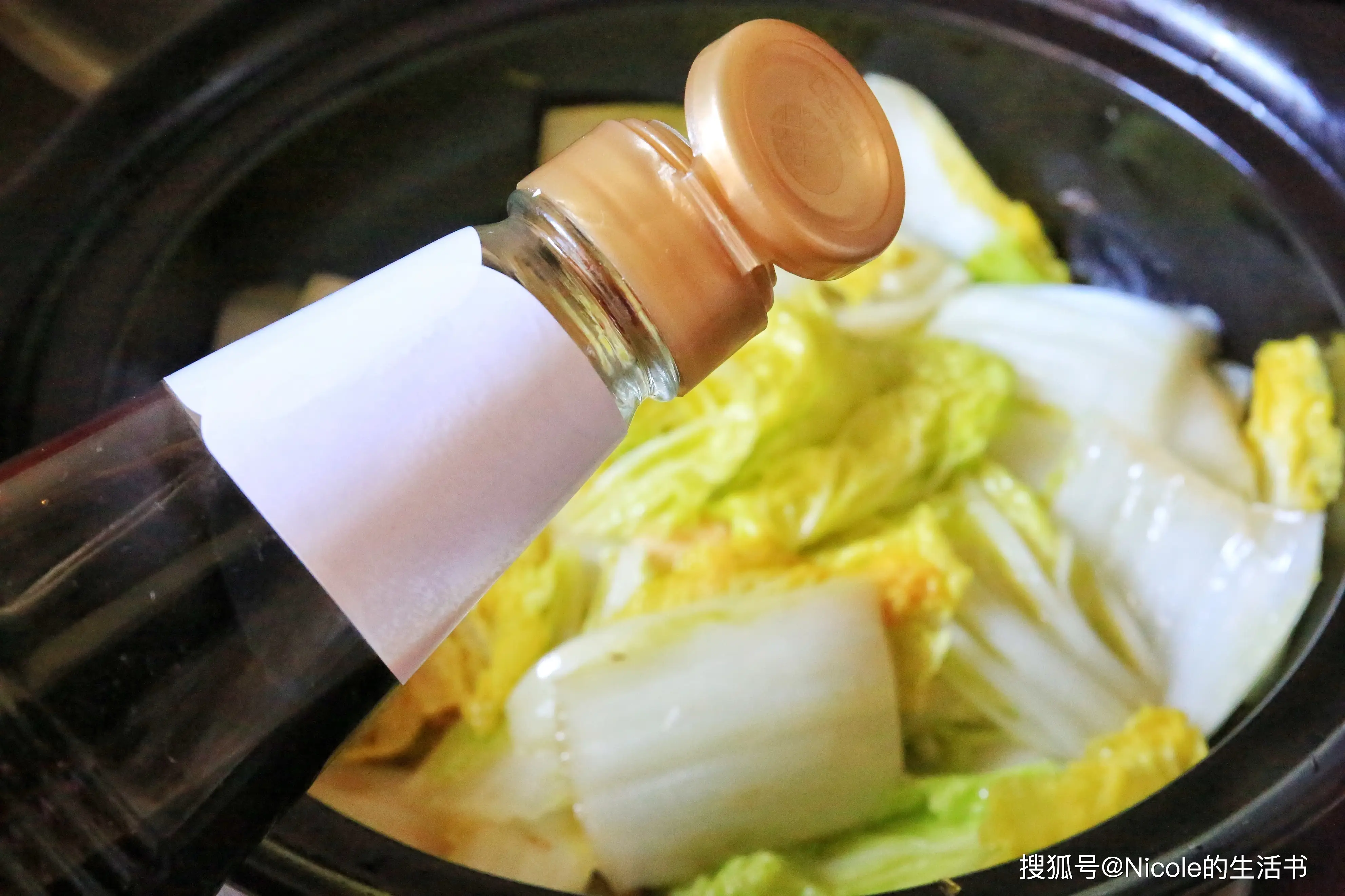 原創(chuàng)帶來無限暖意的秋冬美食：砂鍋白菜丸子煲