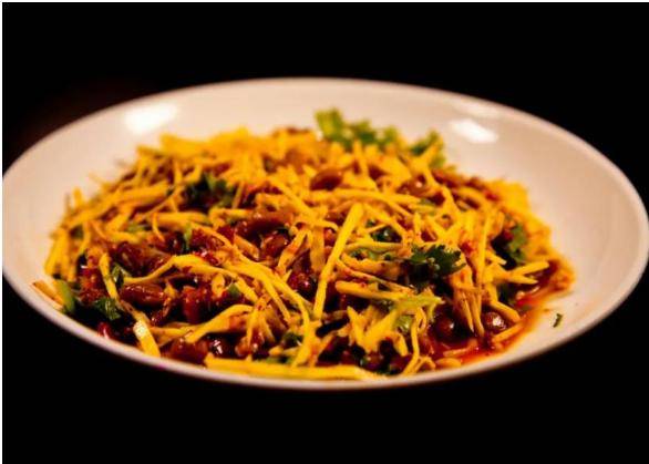 花海配美食，奔跑更帶勁 | 2026曲靖羅平花海馬拉松美食攻略，請查收！