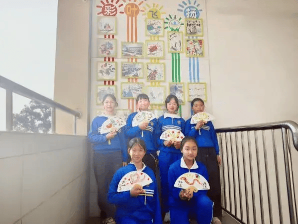 僅76名學(xué)生的鄉(xiāng)村小學(xué)，如何用粉印版畫繪出大世界