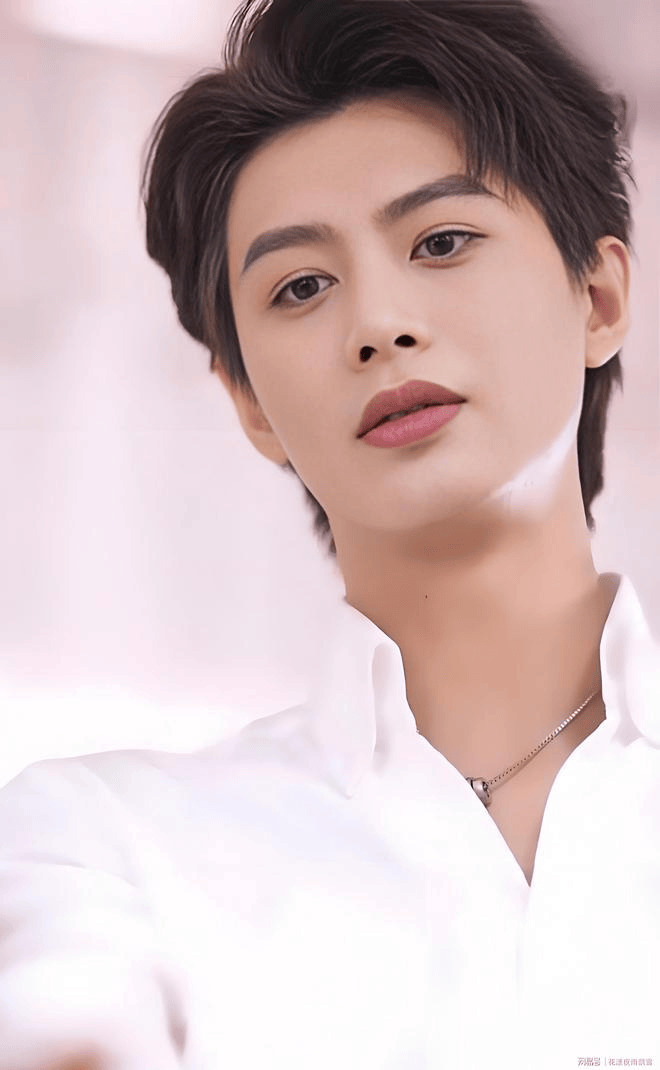 原創(chuàng)何健麒前女友宣布啟動法律訴訟程序