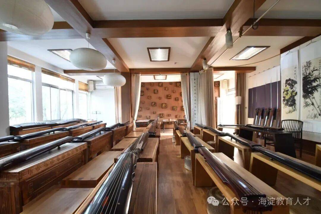 速看！人大附中西山學(xué)校招聘教師啦