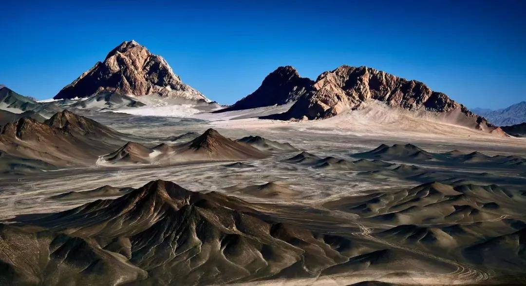 國際旅游攝影網(wǎng)2026年國內(nèi)外攝影路線全景指南