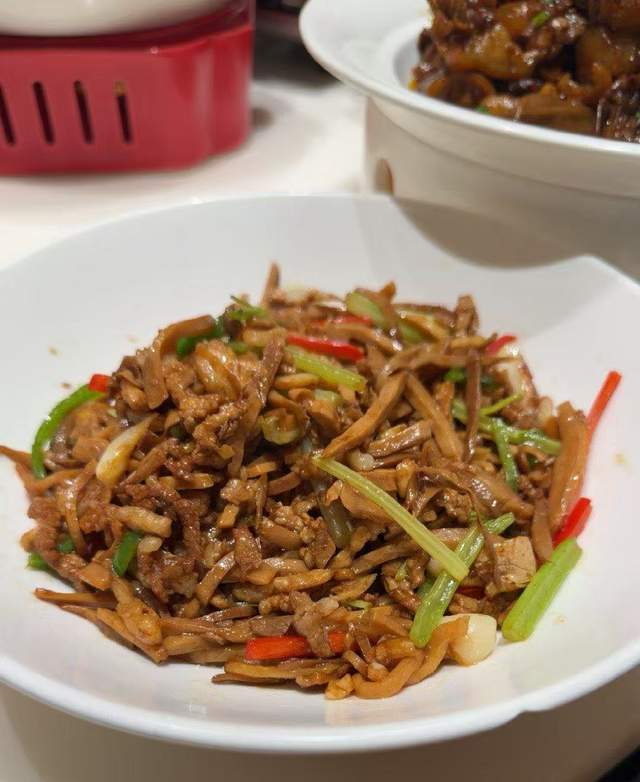 安徽美食，合肥這家30年來電值得尋味！