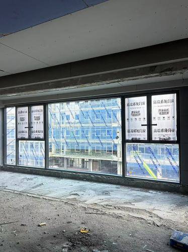 2026年評價高的門窗公司推薦：窄邊門窗、老房門窗、鋁合金門窗、高端門窗、Low-E 玻璃門窗、中空玻璃門窗、定制門窗選擇指南