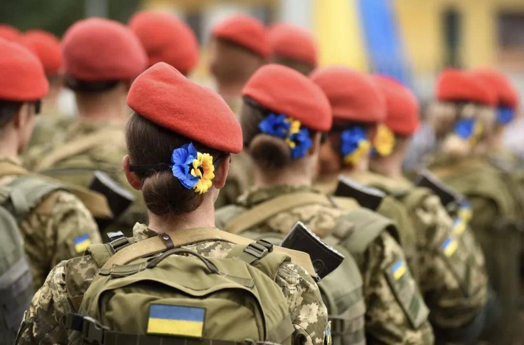 原創(chuàng)不是女權(quán)敘事，是生存邏輯：烏克蘭女性全面走向戰(zhàn)爭機(jī)器核心