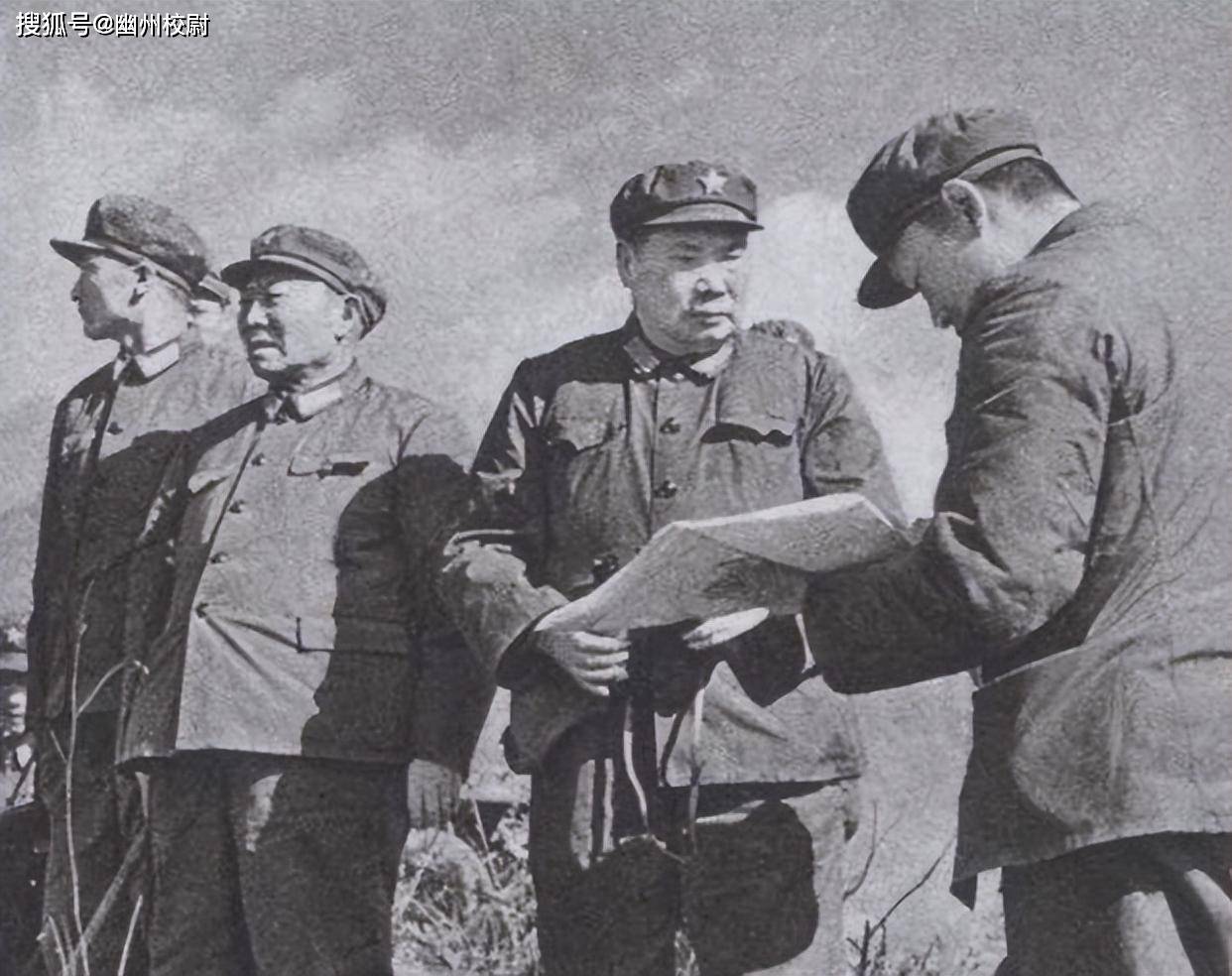 原創(chuàng)老頭要水泥要到中南海，毛主席吩咐：快把他請進來