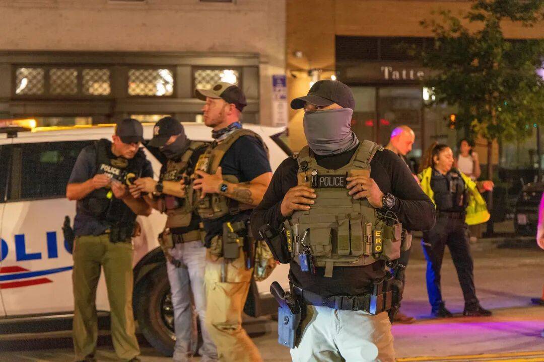 留學生被ICE攔下了怎么辦？在線等挺急的…這份保命指南拿好