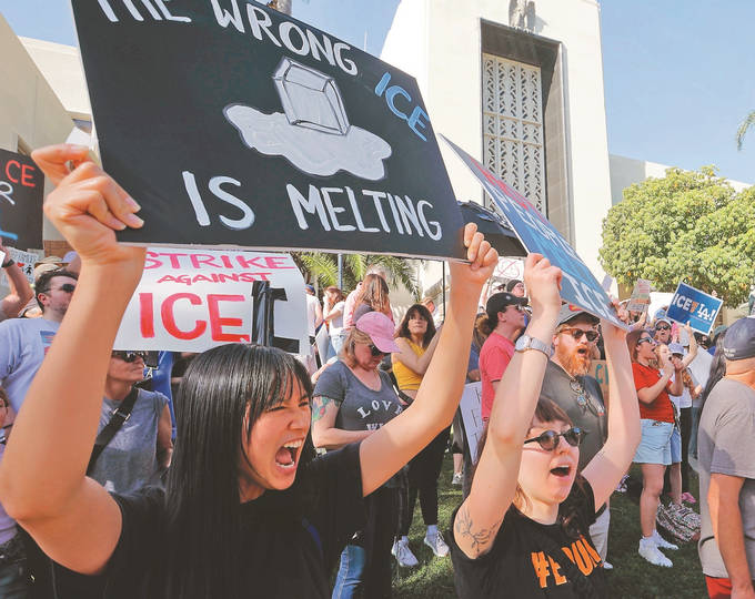 全美至少300座城市抗議暴力移民執(zhí)法