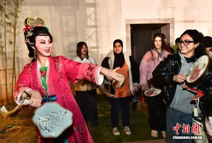 福州：留學(xué)生感受中國(guó)傳統(tǒng)文化魅力