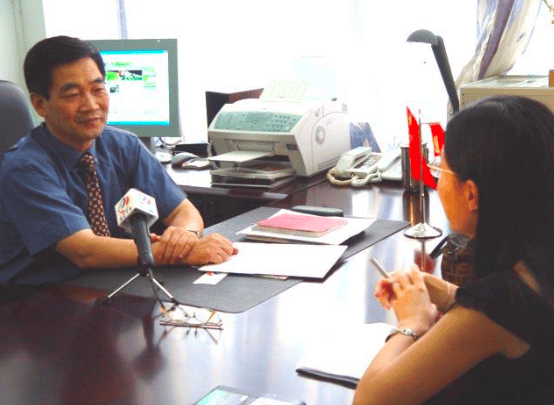 【頭條】五哥的足球故事《25》——中國職業(yè)球員全部都是大學(xué)生，中國足球沒文化？