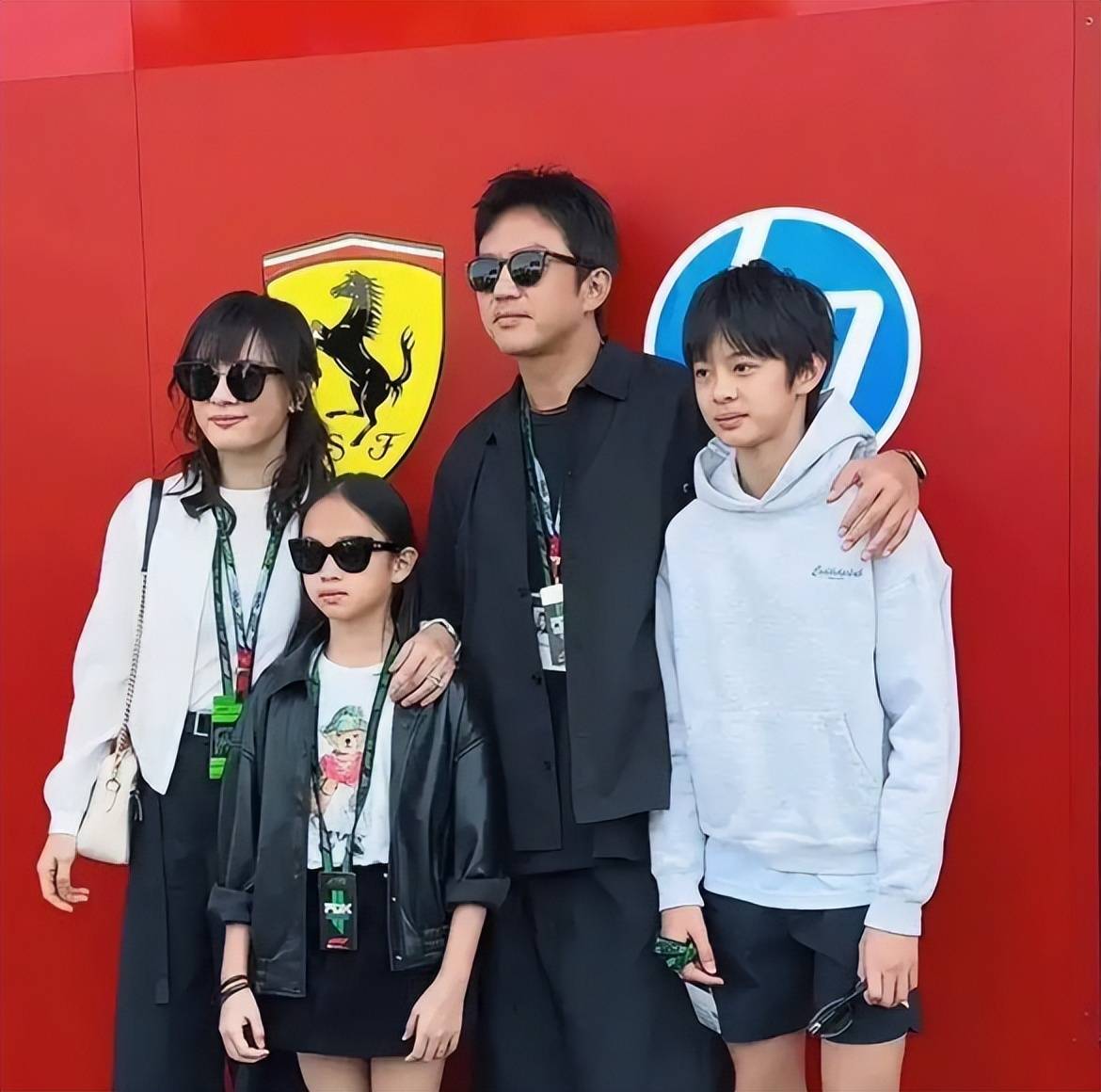 “全家移民”真相大白僅半年，43歲孫儷再傳喜訊，張藝謀真沒撒謊