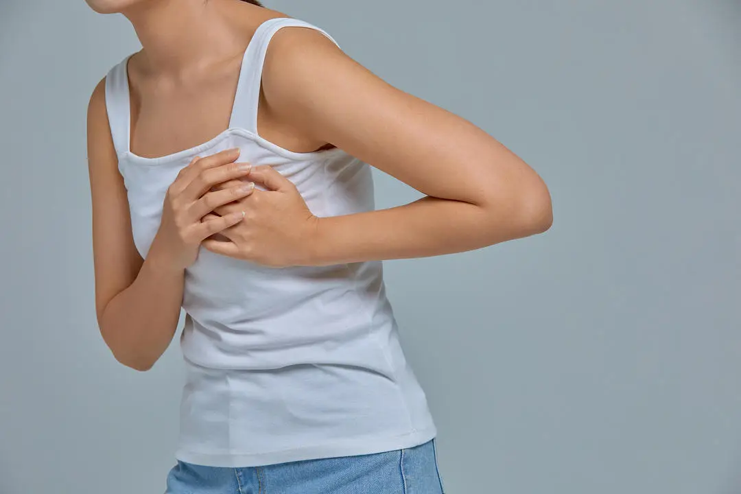 19歲女孩雙乳十多個(gè)結(jié)節(jié)！為什么年輕女性容易長(zhǎng)乳腺結(jié)節(jié)？