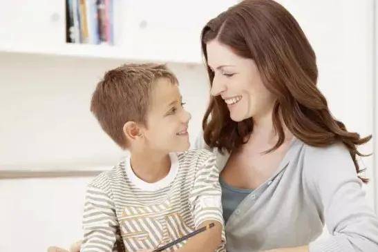 原創(chuàng)教育孩子的真相：你講話時(shí)的樣子，比說(shuō)什么更重要