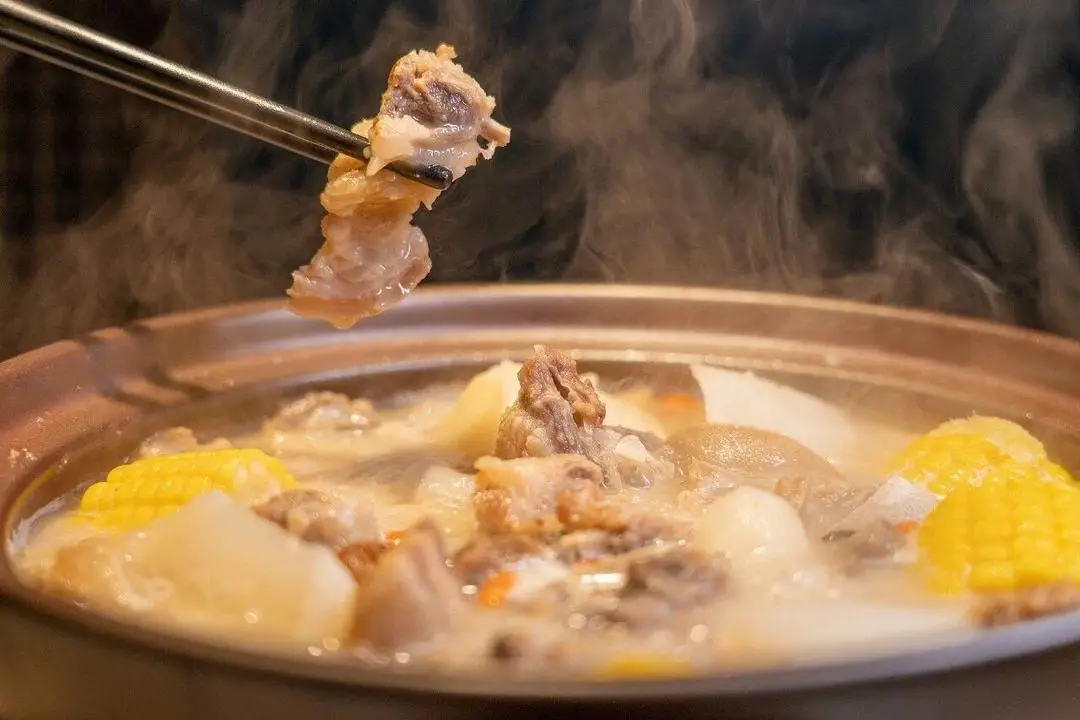 冬季吃羊肉從頭補(bǔ)到腳 “進(jìn)補(bǔ)攻略”建議收藏