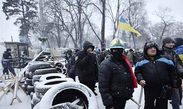 原創(chuàng)莫斯科不宣而戰(zhàn)，俄軍扔壓箱底導(dǎo)彈怒炸烏克蘭，澤連斯基：俄羅斯背棄承諾